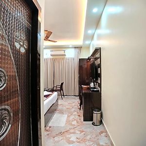 Queen Room Balcony